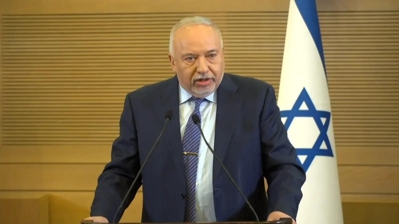 אביגדור ליברמן, הצהרת ראשי האופוזיציה הציונית לאחר פיטורי יואב גלנט, 6 בנובמבר 2024 אביגדור ליברמן, הצהרת ראשי האופוזיציה הציונית לאחר פיטורי יואב גלנט, 6 בנובמבר 2024