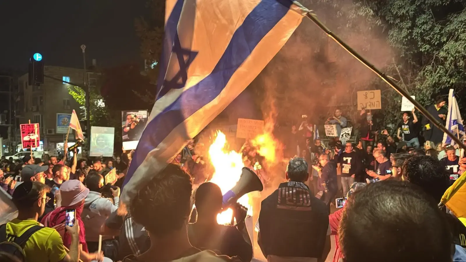עימותים בין מפגינים לשוטרים במרכז העיר ירושלים, 6 בנובמבר 2024 עימותים בין מפגינים לשוטרים במרכז העיר ירושלים, 6 בנובמבר 2024