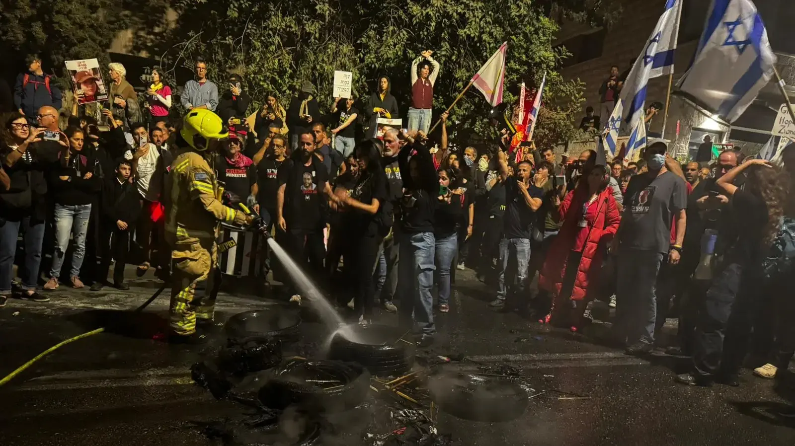 עימותים בין מפגינים לשוטרים במרכז העיר ירושלים, 6 בנובמבר 2024 עימותים בין מפגינים לשוטרים במרכז העיר ירושלים, 6 בנובמבר 2024