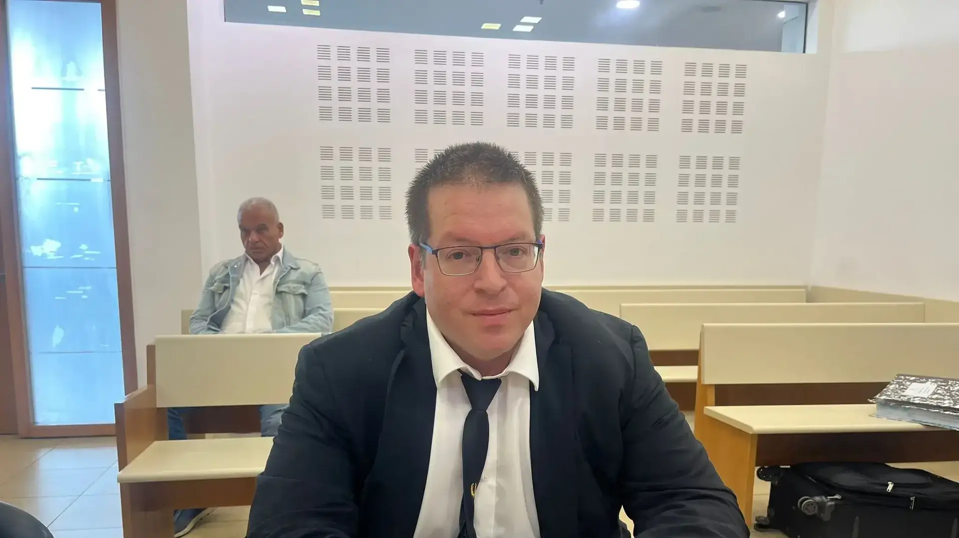 עו"ד אייל בסרגליק, תביעה של אביגדור ליברמן נגד יוסי כמיסה משום שטען כי ליברמן הציע לו סכום כסף כדי לרצוח ניצב במשטרה,בימ"ש השלום פ"ת, 10 בנובמבר 2024 עו"ד אייל בסרגליק, תביעה של אביגדור ליברמן נגד יוסי כמיסה משום שטען כי ליברמן הציע לו סכום כסף כדי לרצוח ניצב במשטרה,בימ"ש השלום פ"ת, 10 בנובמבר 2024