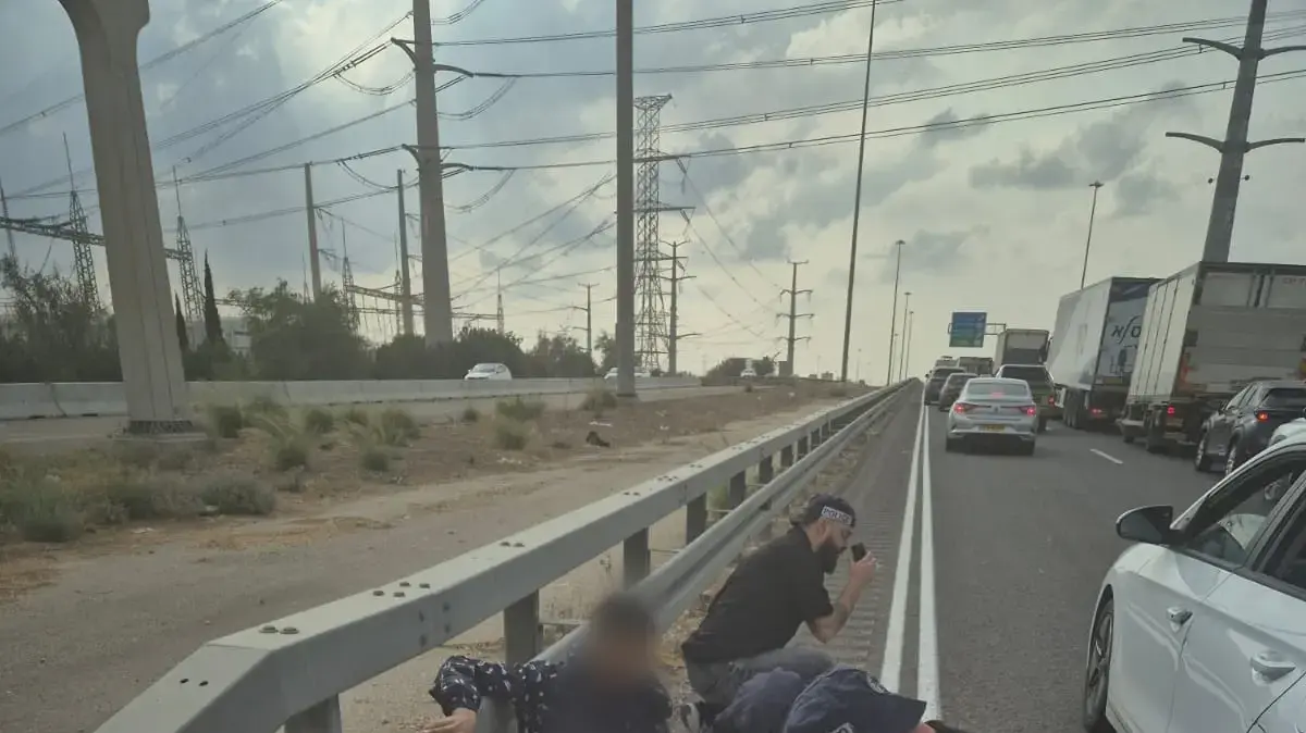 מעצר החשודים ברצח האישה בתל שבע, 10 בנובמבר 2024 מעצר החשודים ברצח האישה בתל שבע, 10 בנובמבר 2024