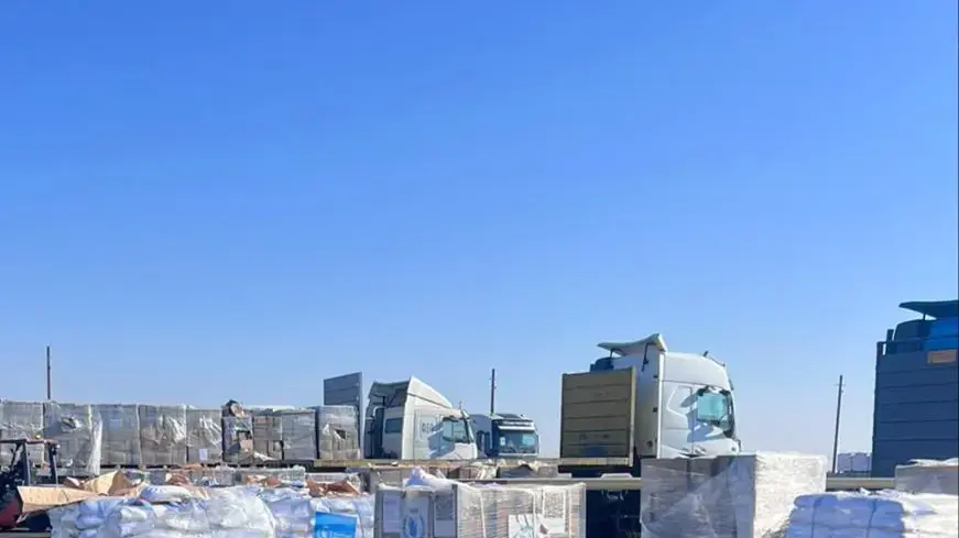 פתיחת מעבר 'כיסופים' להעברת סיוע הומניטרי לרצועת עזה פתיחת מעבר 'כיסופים' להעברת סיוע הומניטרי לרצועת עזה