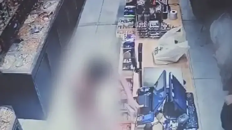 חשודה אשר מתערטלת בעסקים רבים בתל אביב חשודה אשר מתערטלת בעסקים רבים בתל אביב
