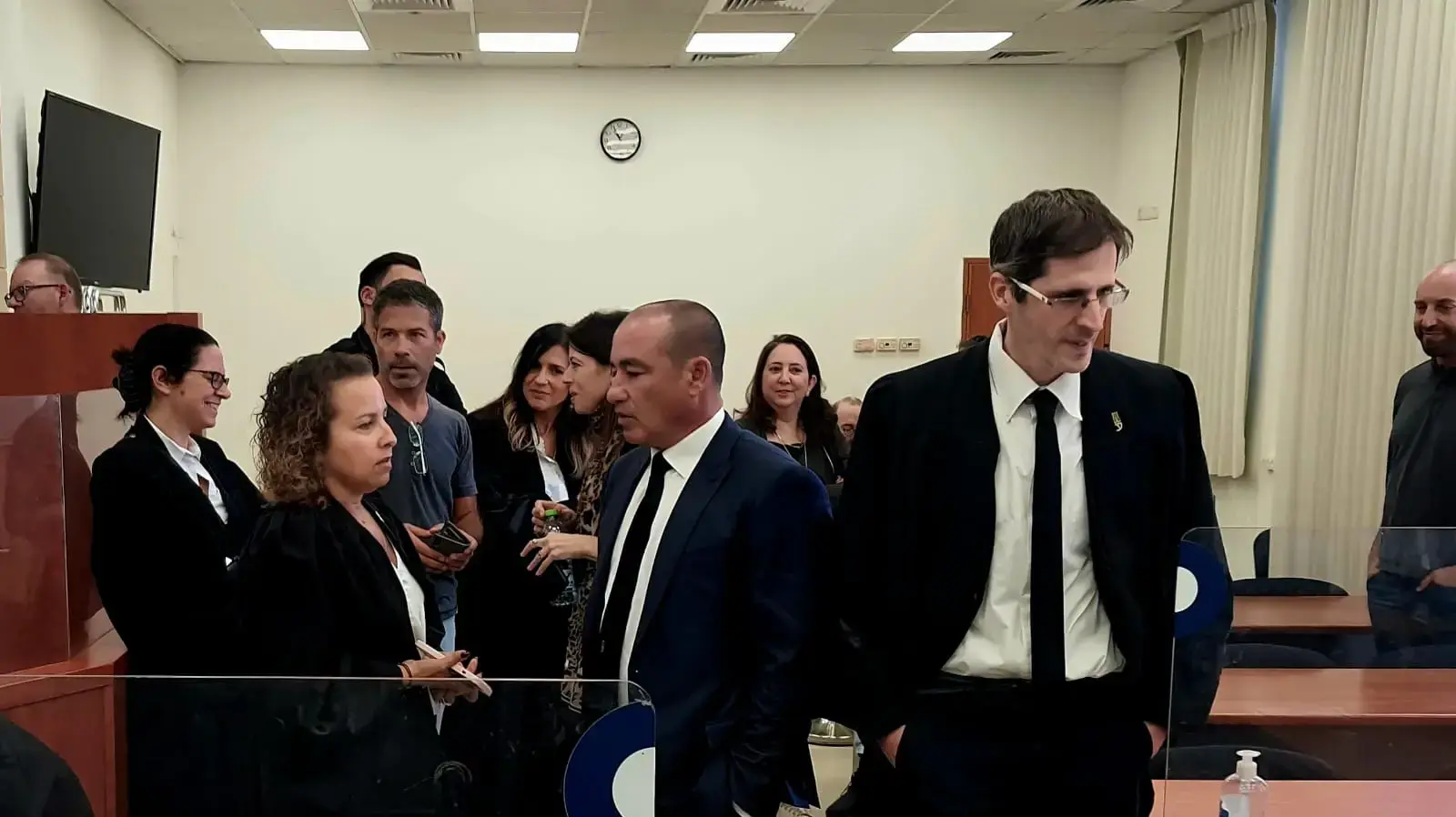 דיון בבקשתו של בנימין נתניהו לדחות את עדותו במשפט תיקי האלפים בחודשיים וחצי, ביהמ"ש מחוזי ירושלים , 13 בנובמבר 2024 דיון בבקשתו של בנימין נתניהו לדחות את עדותו במשפט תיקי האלפים בחודשיים וחצי, ביהמ"ש מחוזי ירושלים , 13 בנובמבר 2024