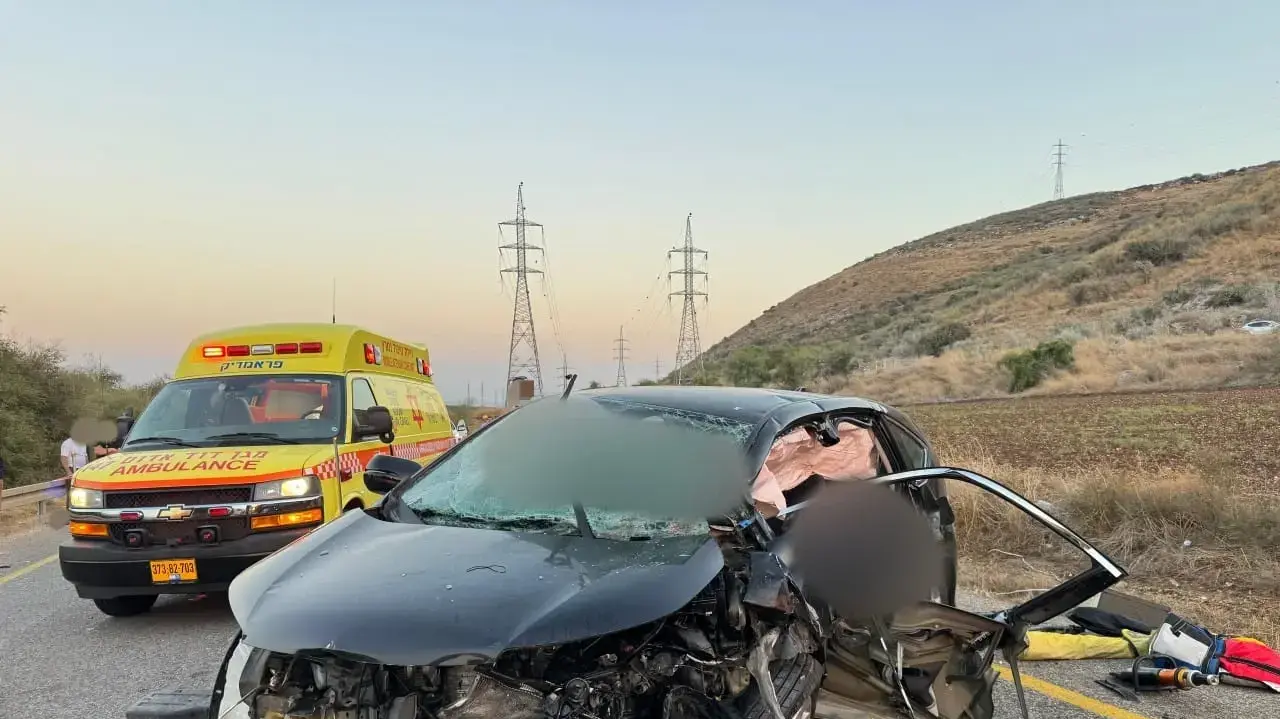 תאונה קשה בין שני כלי רכב באזור צלמון, 15 בנובמבר 2024 תאונה קשה בין שני כלי רכב באזור צלמון, 15 בנובמבר 2024