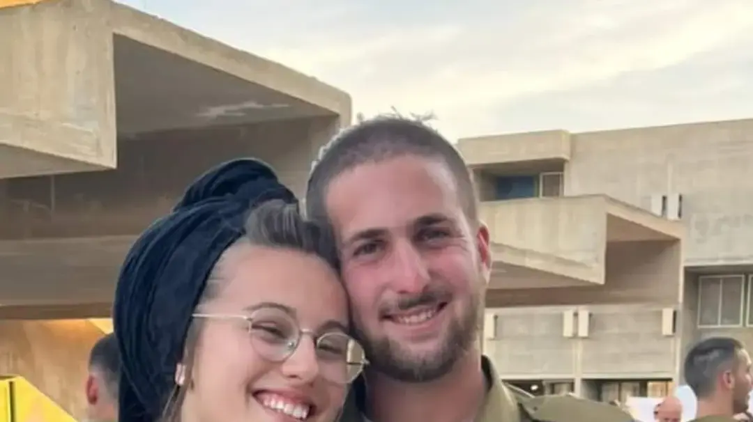 עברי דיקשטיין עם אשתו