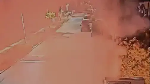 פצצות תאורה נורו לעבר בית רה"מ בקיסריה