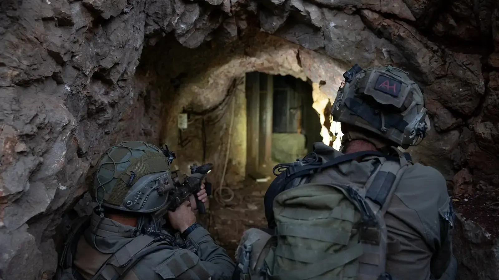 תשתית תת קרקעית שאותרה ע"י לוחמי חטיבת המילואים 226 בדרום לבנון תשתית תת קרקעית שאותרה ע"י לוחמי חטיבת המילואים 226 בדרום לבנון