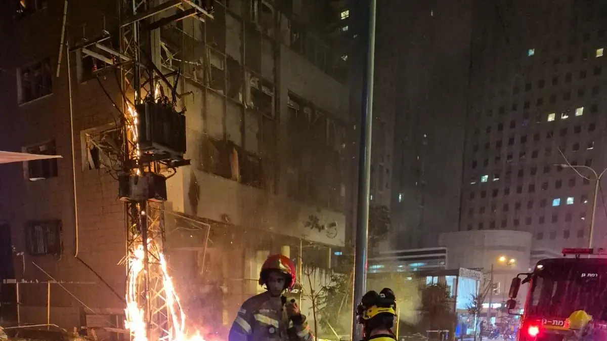 מטח כבד למרכז, חשד לפגיעה ישירה בבני ברק. 18 בנובמבר 2024 מטח כבד למרכז, חשד לפגיעה ישירה בבני ברק. 18 בנובמבר 2024