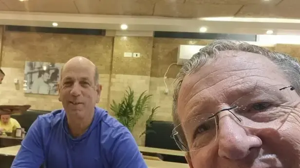 שניים מהחשודים בזריקת פצצת התאורה לעבר מעון נתניהו. 19.11.2024