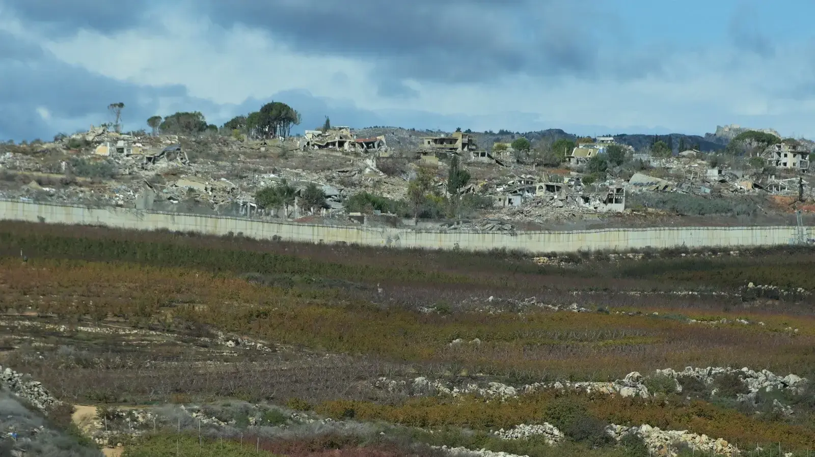 לבנון כפי שנראית מצד מטולה, 26 בנובמבר 2024 לבנון כפי שנראית מצד מטולה, 26 בנובמבר 2024