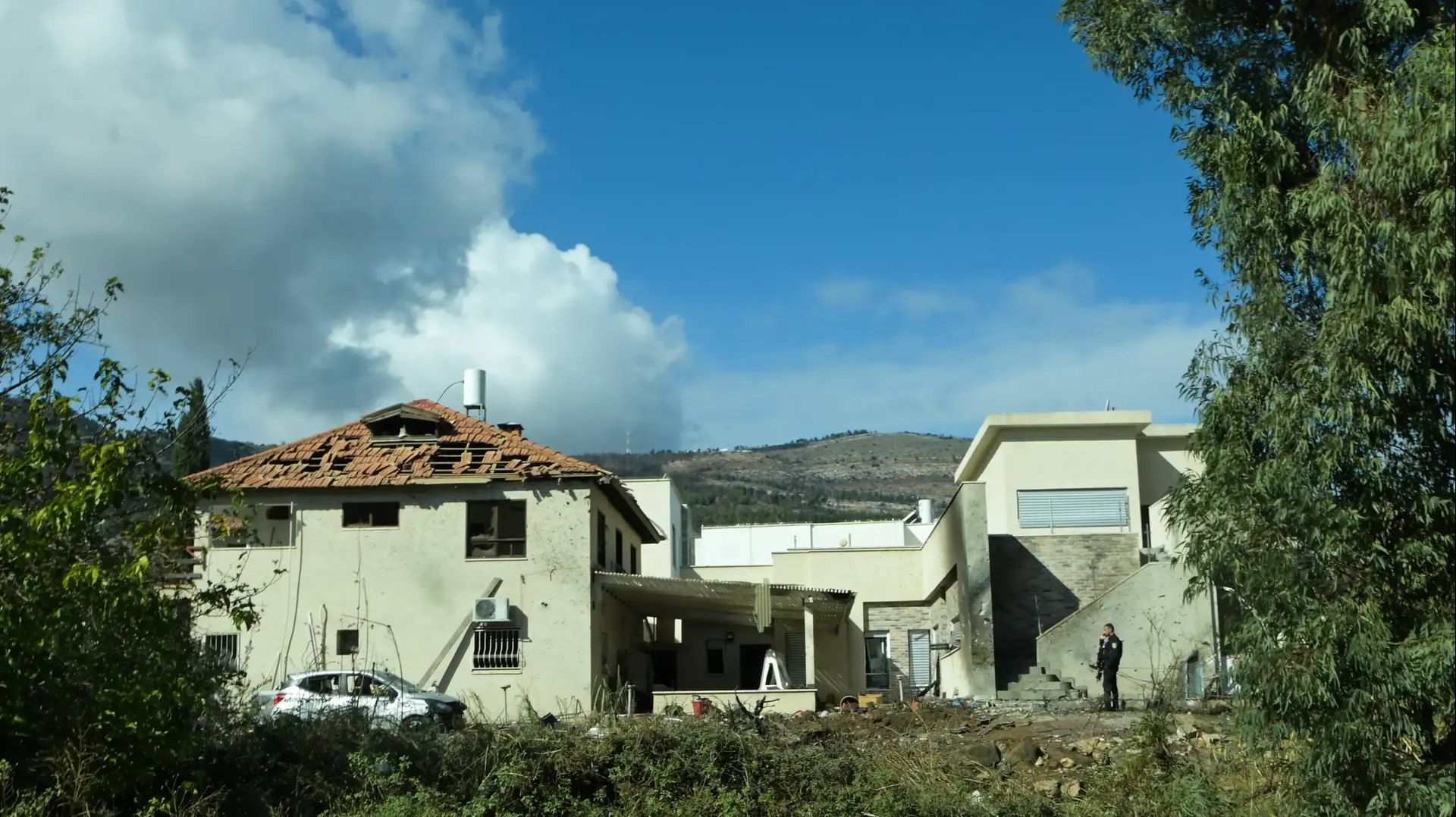 נזק שנגרם לבתים מירי, קריית שמונה, 26 בנובמבר 2024 נזק שנגרם לבתים מירי, קריית שמונה, 26 בנובמבר 2024
