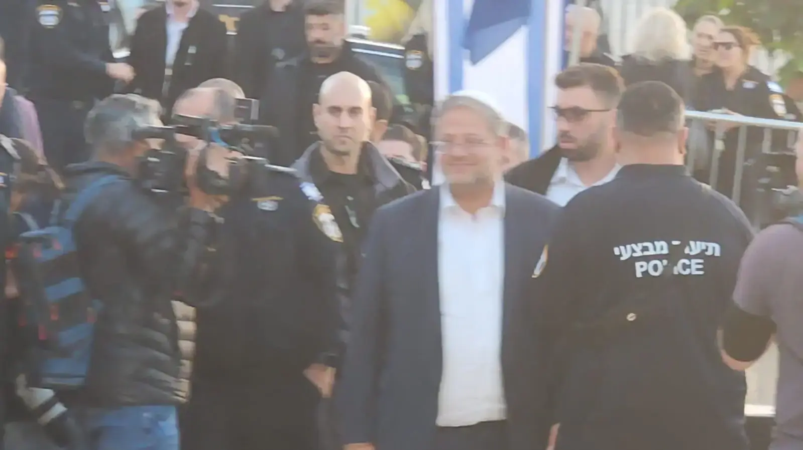 איתמר בן גביר בתחנת שדרות החדשה