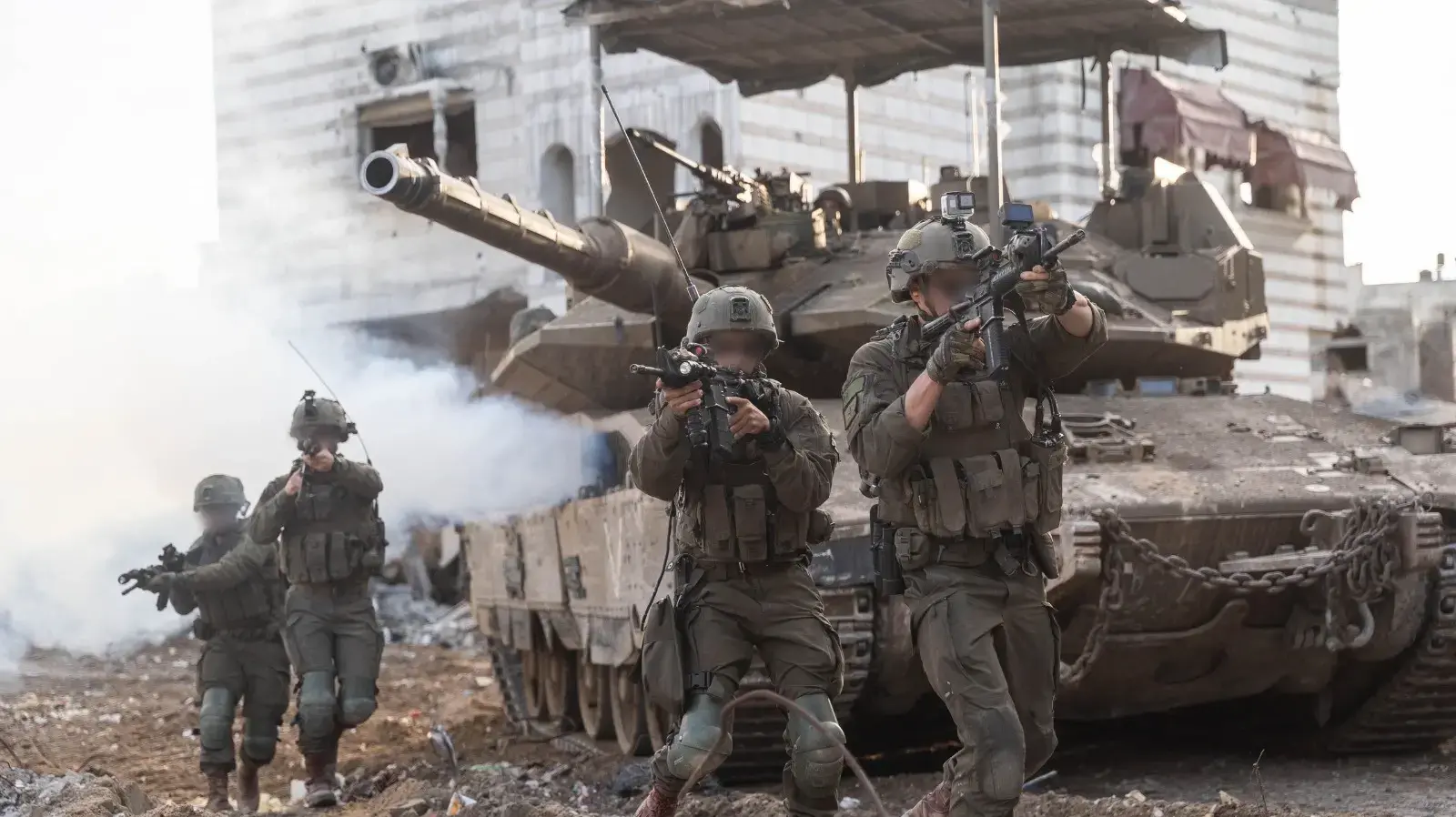 לוחמי חטיבת כפיר חיסלו מחבלים והשמידו זירות מטענים בצפון הרצועה לוחמי חטיבת כפיר חיסלו מחבלים והשמידו זירות מטענים בצפון הרצועה