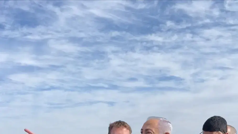 ראש המועצה האזורית גולן אורי קלנר עם בנימין נתניהו בסיור בגבול סוריה 8 בדצמבר 2024 ראש המועצה האזורית גולן אורי קלנר עם בנימין נתניהו בסיור בגבול סוריה 8 בדצמבר 2024