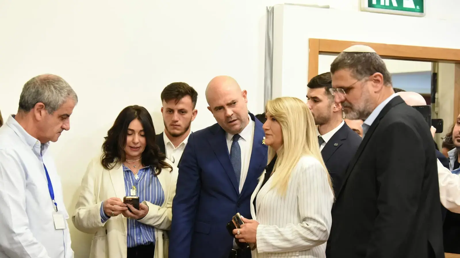 אמיר אוחנה, אסנת מארק, מירי רגב, עדות רה"מ בנימין נתניהו, בימ"ש מחוזי ת"א, 10 בדצמבר 2024 אמיר אוחנה, אסנת מארק, מירי רגב, עדות רה"מ בנימין נתניהו, בימ"ש מחוזי ת"א, 10 בדצמבר 2024