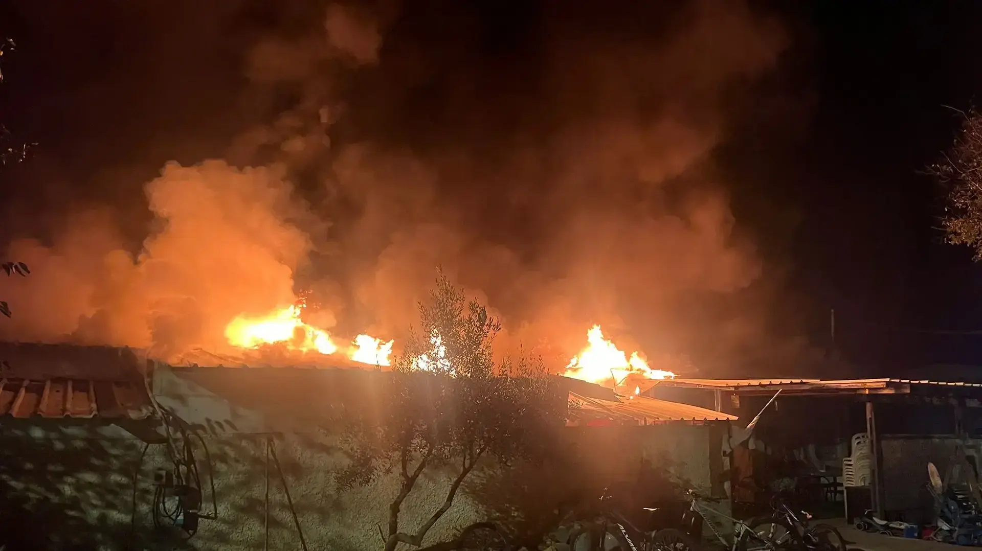 שריפה בבסיס כנף 1 של חיל האויר ברמת דוד שריפה בבסיס כנף 1 של חיל האויר ברמת דוד