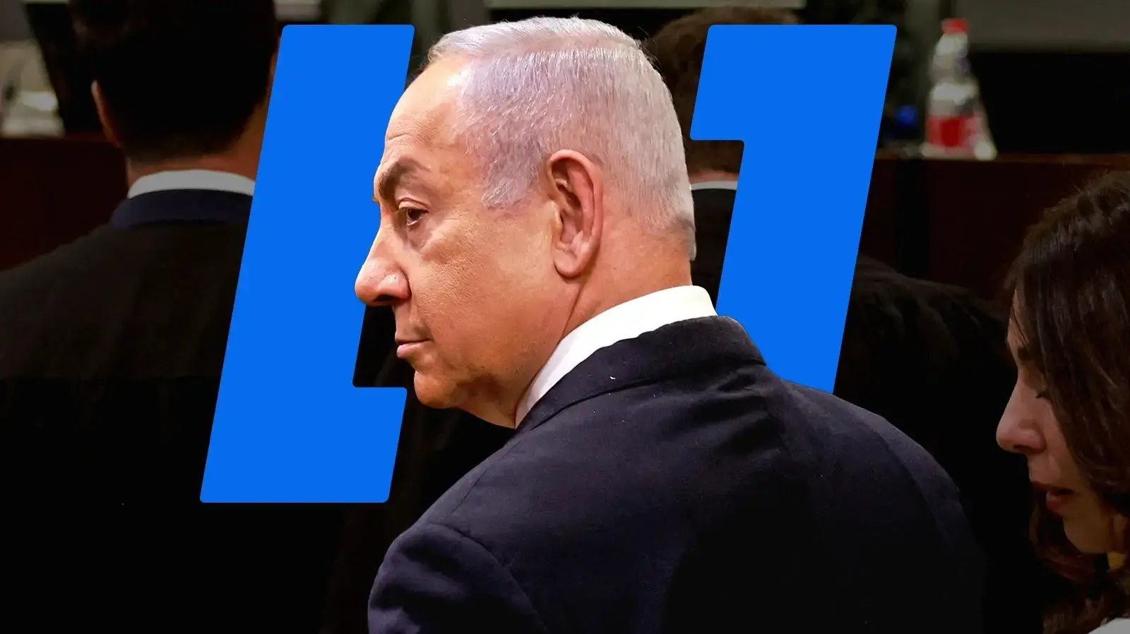 בנימין נתניהו עם לוגו וואלה