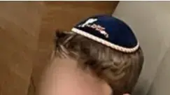 ארה"ב:  ילד חרדי שגזזו לו את הפאות במספרה 