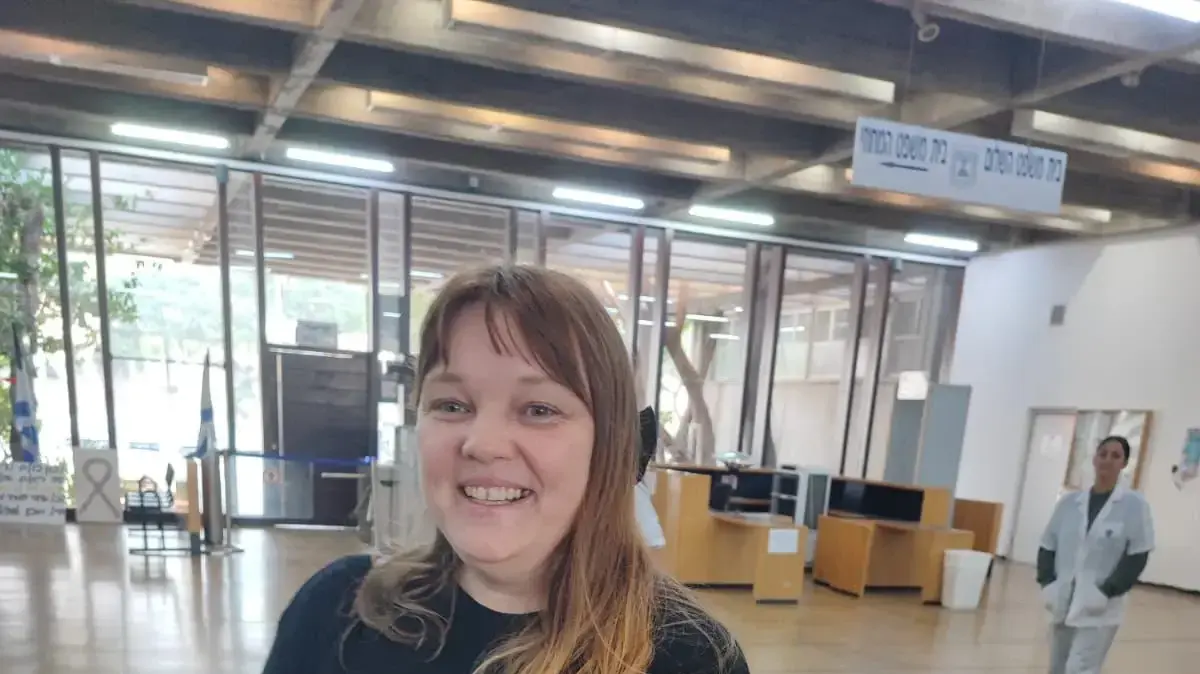 אולה קרבצ'נקו בדיון תביעת הדיבה שלה נגד עו"ד ירום הלוי, סנגורו של זדורוב, ונגד יוצרי "צל של אמת" , בימ"ש מחוזי תל אביב אולה קרבצ'נקו בדיון תביעת הדיבה שלה נגד עו"ד ירום הלוי, סנגורו של זדורוב, ונגד יוצרי "צל של אמת" , בימ"ש מחוזי תל אביב