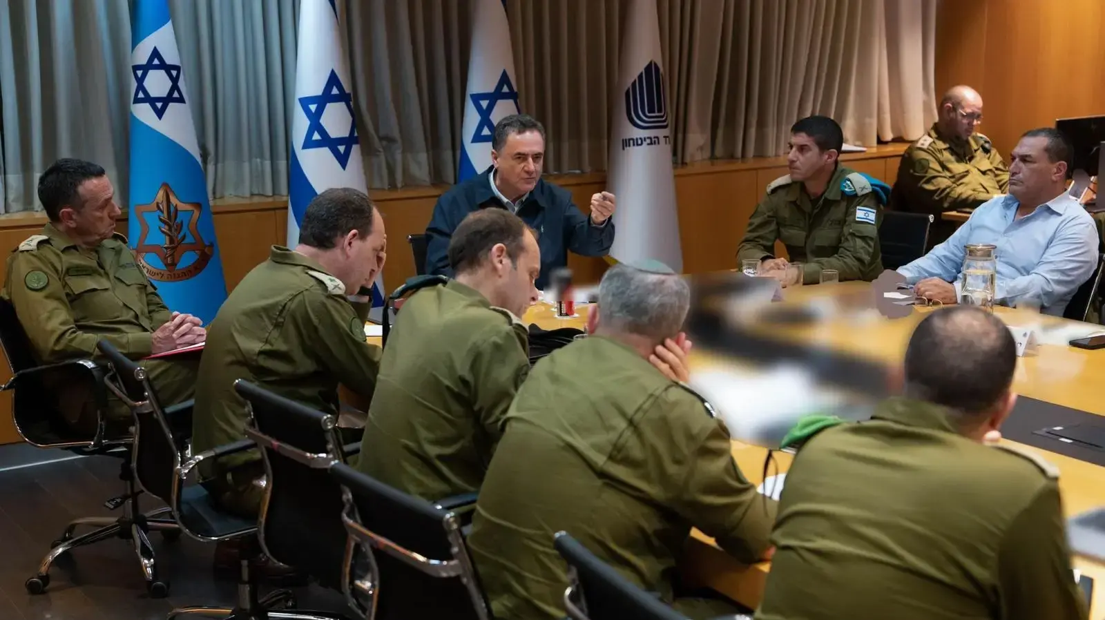 שר הביטחון ישראל כ"ץ הנחה את צה"ל להגביר את ההיערכות להגנה על יישובי יו"ש שר הביטחון ישראל כ"ץ הנחה את צה"ל להגביר את ההיערכות להגנה על יישובי יו"ש