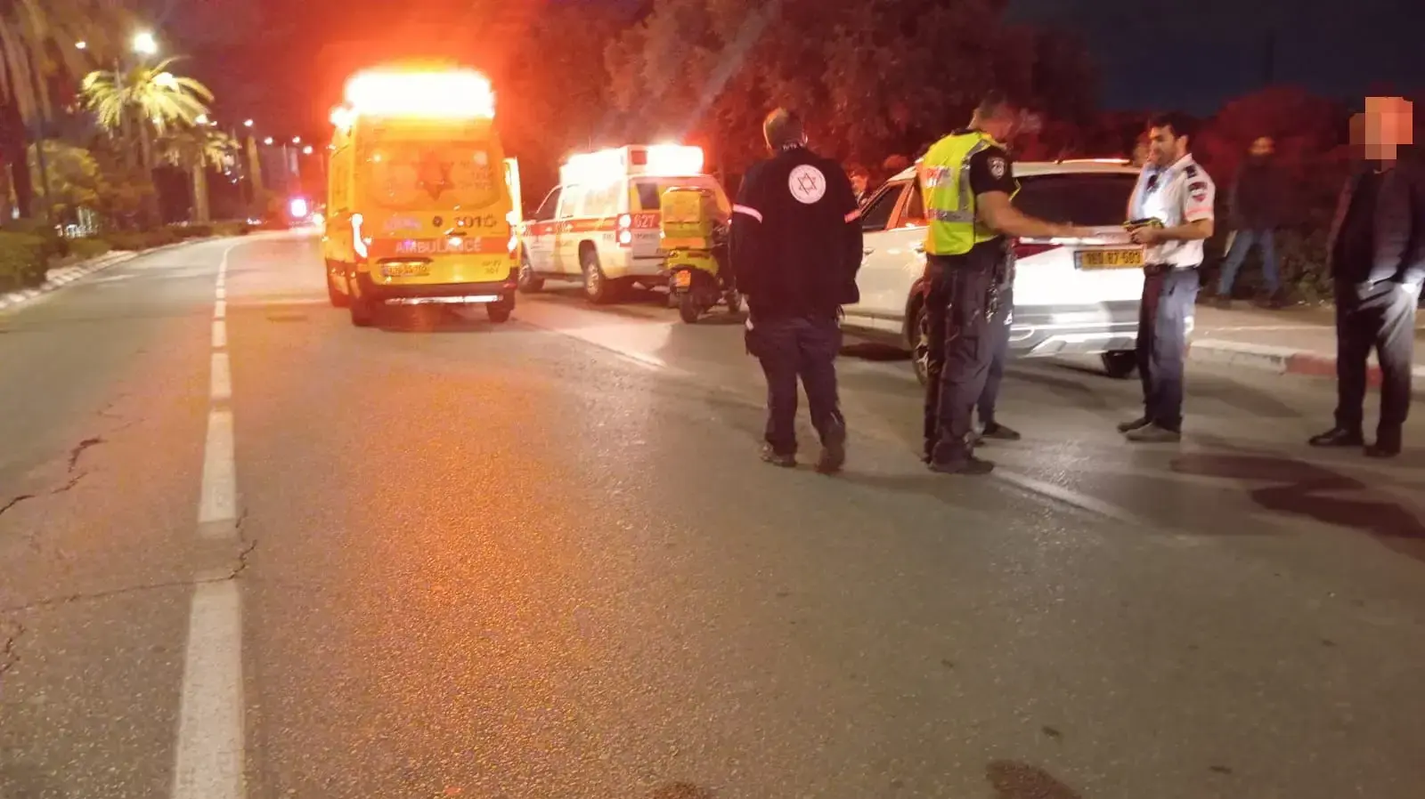 זירת תאונת דרכים שבא נהרגה הולכת רגל , נס ציונה, 12 בנובמבר 2024