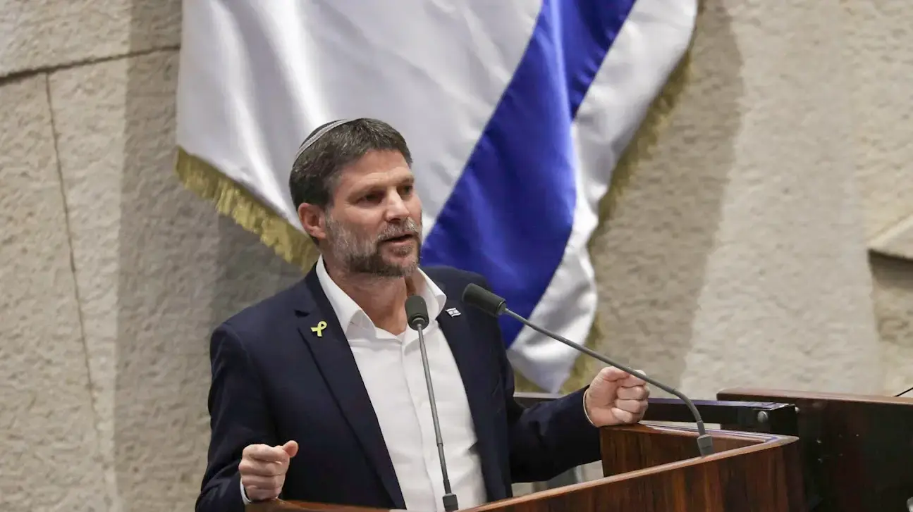 בצאלאל סמוטריץ בישיבת מליאה לאישור תקציב לשנת 2025, 16 בדצמבר 2024 בצאלאל סמוטריץ בישיבת מליאה לאישור תקציב לשנת 2025, 16 בדצמבר 2024