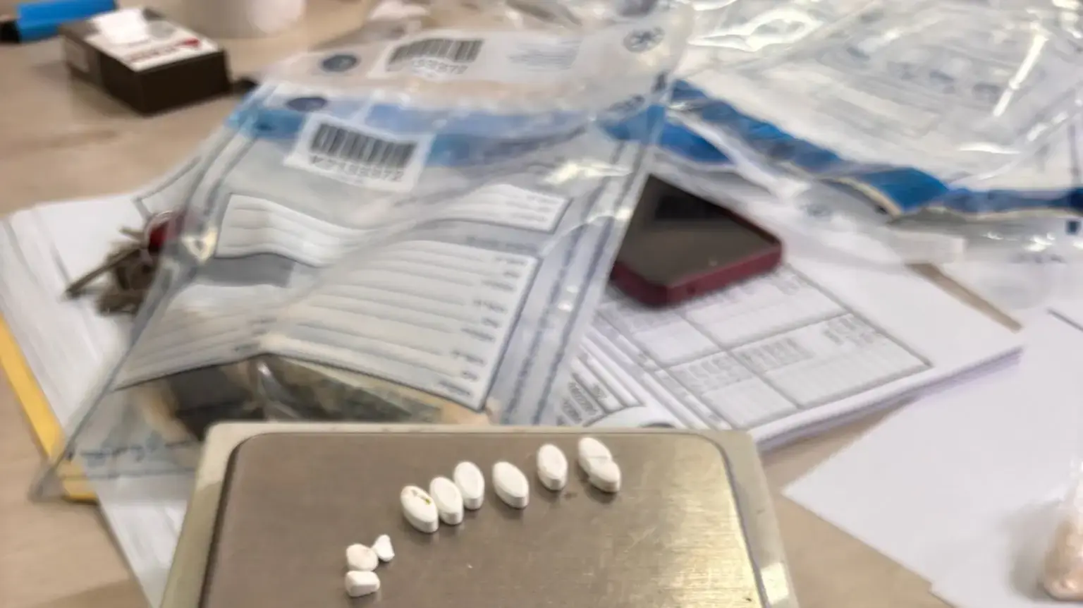סמים שהוחבאו בתוך גופו של אדם בנסיון להכניסם אל תוך הכלא, באר שבע, דצמבר 2024 סמים שהוחבאו בתוך גופו של אדם בנסיון להכניסם אל תוך הכלא, באר שבע, דצמבר 2024