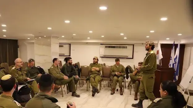 צה"ל הקים חמש חטיבות מילואים- נגב ("נגבה"), שפלה ("יהונתן"), עמקים ("יזרעאלי"), ירושלים ("ארי") וגליל גולן צה"ל הקים חמש חטיבות מילואים- נגב ("נגבה"), שפלה ("יהונתן"), עמקים ("יזרעאלי"), ירושלים ("ארי") וגליל גולן
