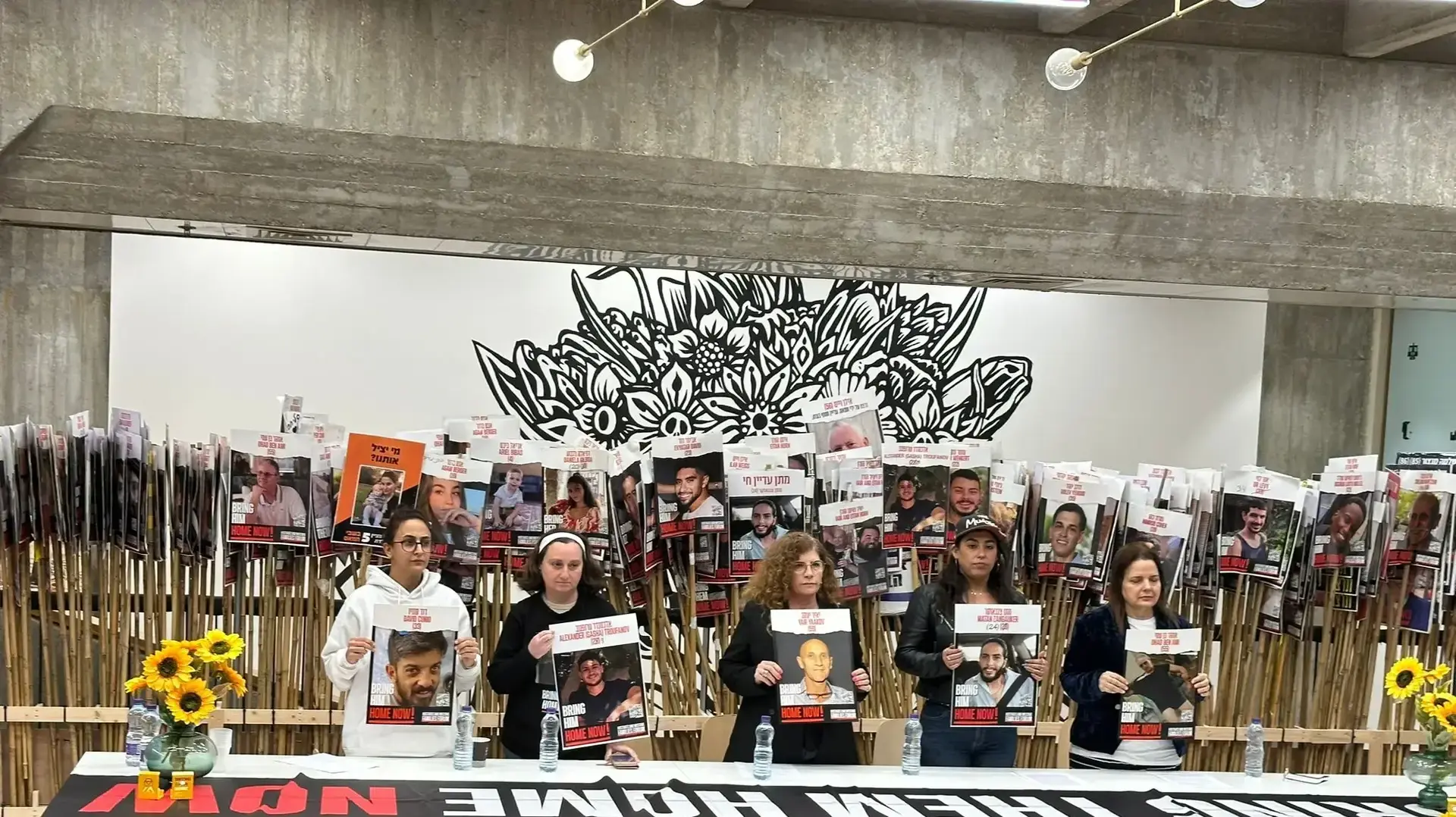  שרון אלוני קוניו,לנה טרופנוב, ⁠מירב טל,אילנה גריצ׳ווסקי, ⁠רז בן עמי - הצהרות שורדות שבי, 17 בדצמבר 2024