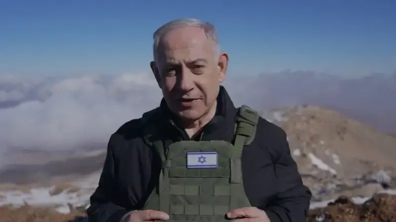 ראש הממשלה בנימין נתניהו ערך חיתוך-מצב בשיא החרמון, יחד עם שר הביטחון ישראל כ״ץ, הרמטכ״ל רא״ל הרצי הלוי, מפקד פיקוד צפון אלוף אורי גורדין וראש השב״כ רונן בר, 17 בדצמבר 2024