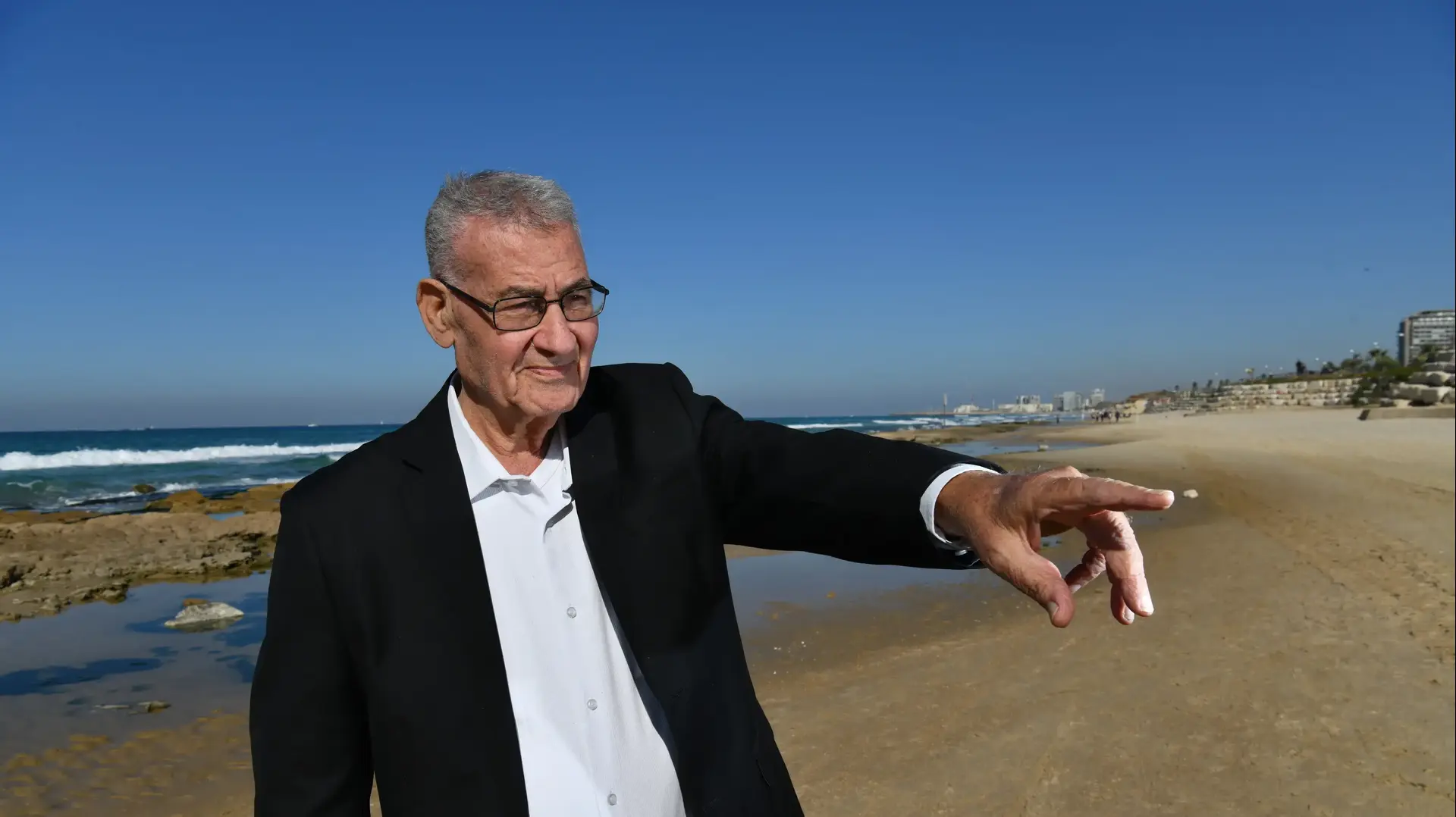 עו"ד זמיר עזריה, לשעבר מפקד תחנת משטרת בת ים