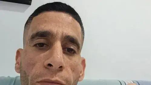 הלום קרב הותקף ונכלא לאחר שניסה לעלות לאוטובוס עם כלבו