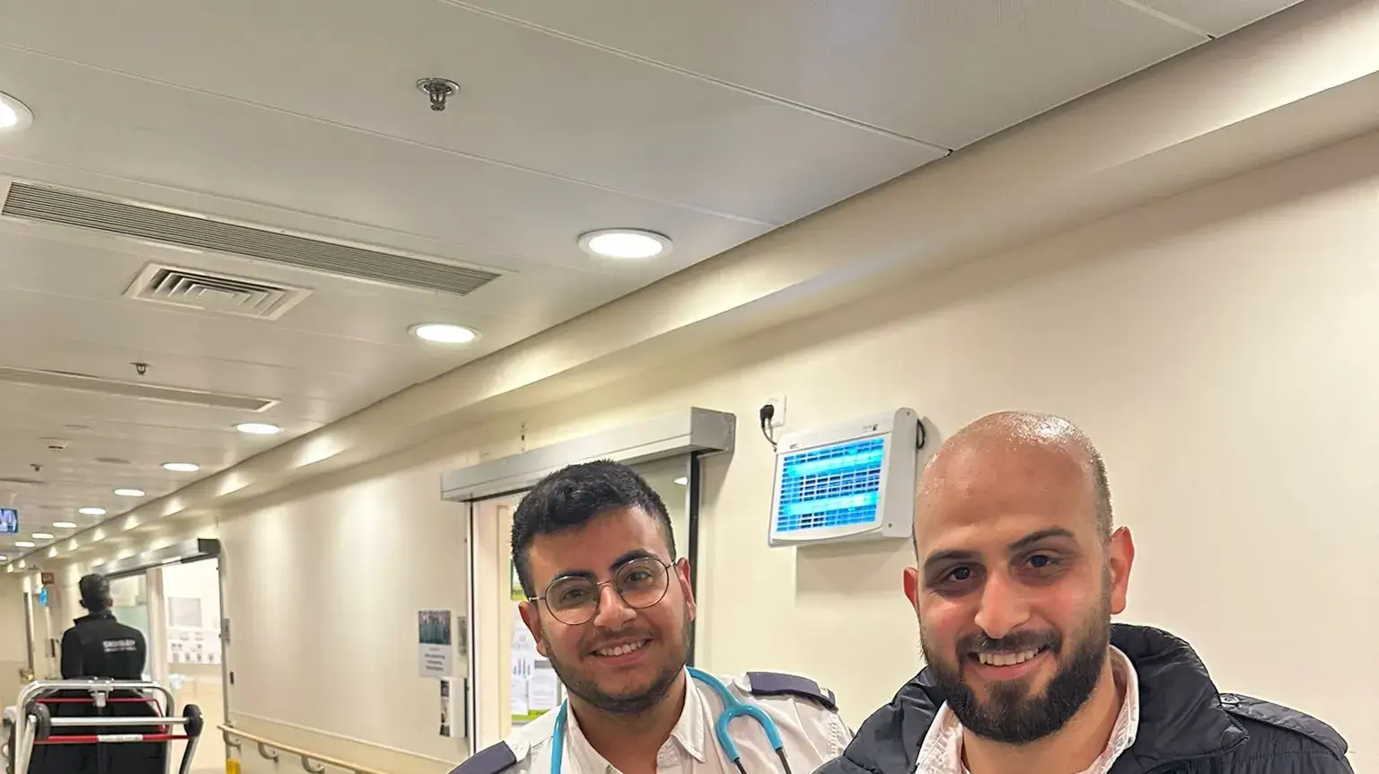 גבר בן 49 לקה בלבו במהלך רכיבה בפארק הירקון – צוות מד"א וצוותי הרפואה באיכילוב הצילו את חייו וגם דאגו לכלבו גבר בן 49 לקה בלבו במהלך רכיבה בפארק הירקון – צוות מד"א וצוותי הרפואה באיכילוב הצילו את חייו וגם דאגו לכלבו