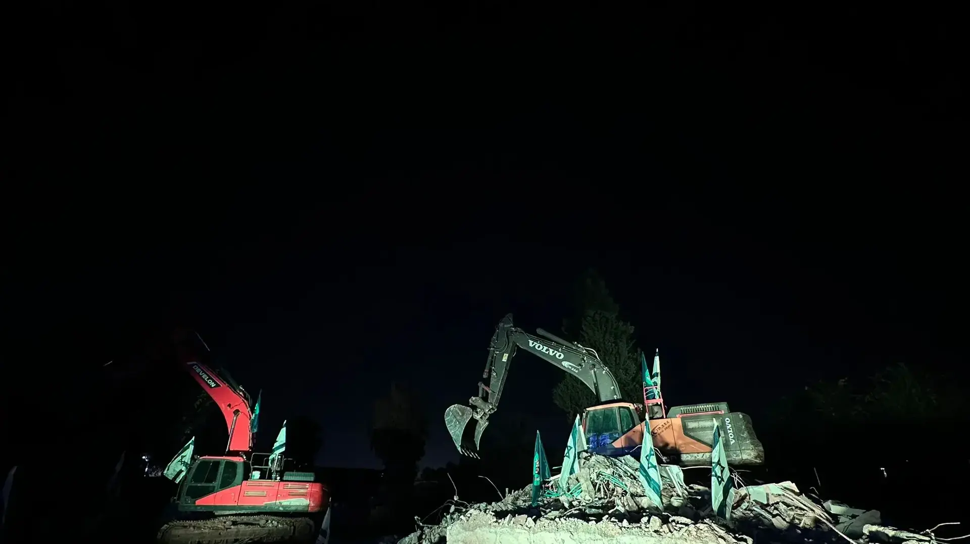הדלקת נר בבית הספר ברמת אפעל שנפגע בשיגור הטיל מתימן, רמת גן, 25 בדצמבר 2024