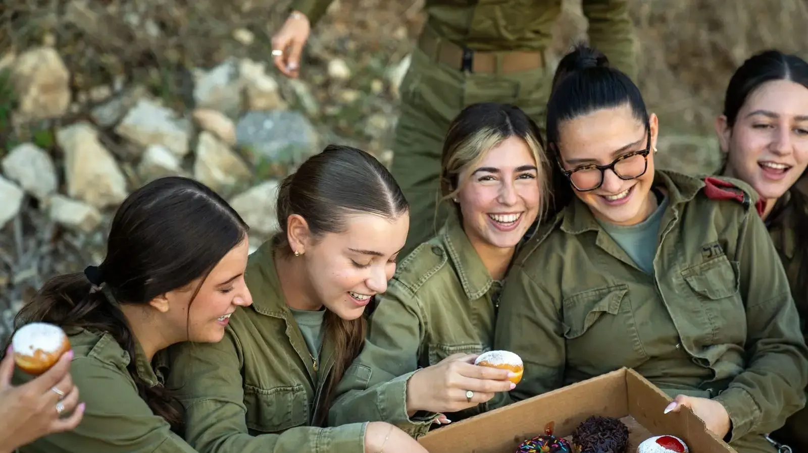 סופגניות אשר חולקו לחיילים לכבוד חג החנוכה, דצמבר 2024 סופגניות אשר חולקו לחיילים לכבוד חג החנוכה, דצמבר 2024