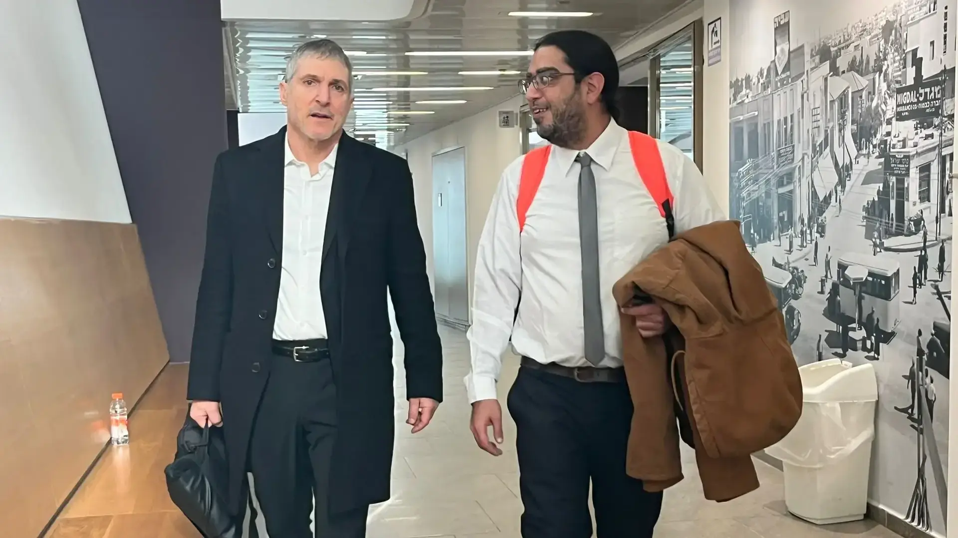 עו״ד ירום הלוי ואדיר חבני בן זוגה לשעבר של אולה קרבצ'נקו בדיון הוכחות בכתב תביעה בגין לשון הרע, בעקבות פרסומים הקשרו אותה לפרשת תאיר ראדה, בית משפט המחוזי בתל אביב עו״ד ירום הלוי ואדיר חבני בן זוגה לשעבר של אולה קרבצ'נקו בדיון הוכחות בכתב תביעה בגין לשון הרע, בעקבות פרסומים הקשרו אותה לפרשת תאיר ראדה, בית משפט המחוזי בתל אביב