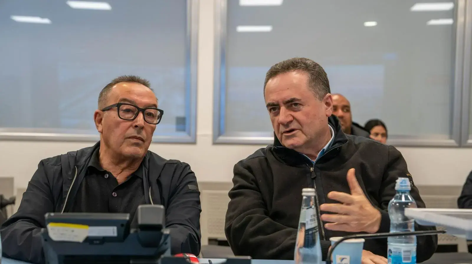 שר הביטחון, ישראל קץ בביקור בנתיבות שר הביטחון, ישראל קץ בביקור בנתיבות