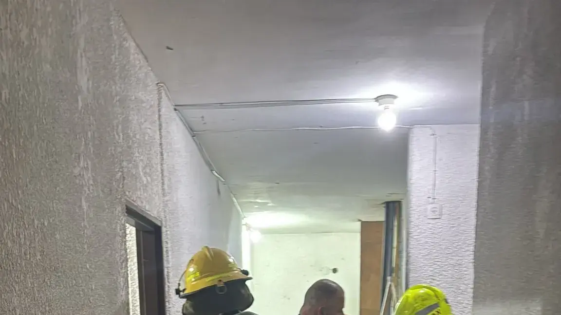 תוצאות פיצוץ שאירע בבניין מגורים ברחוב אלקלעי, ראשון לציון, 1 בינואר 2025 תוצאות פיצוץ שאירע בבניין מגורים ברחוב אלקלעי, ראשון לציון, 1 בינואר 2025