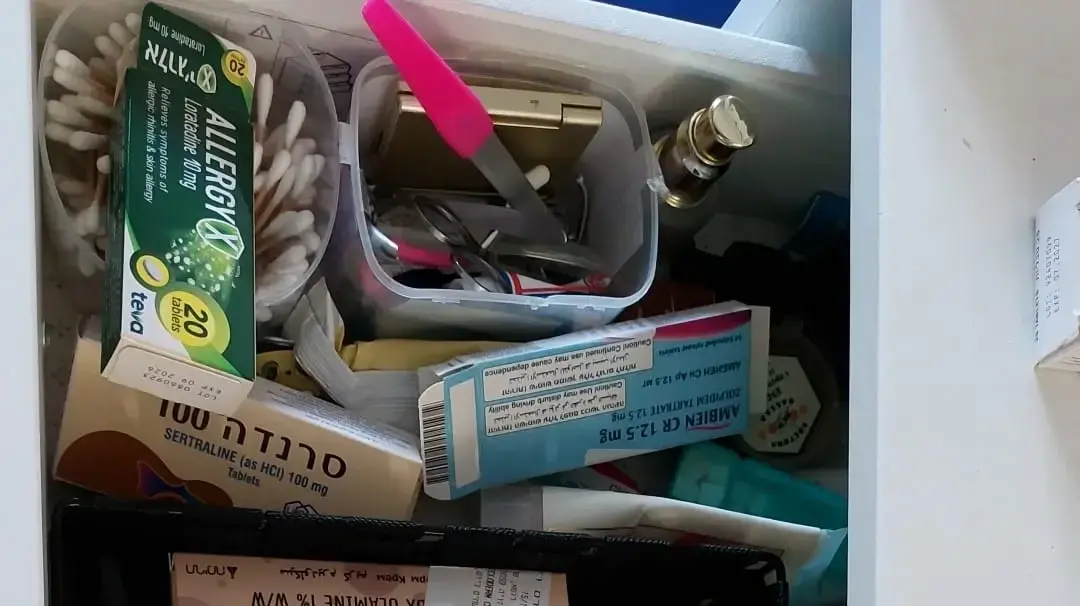 התרופות שזויה לוקחת התרופות שזויה לוקחת