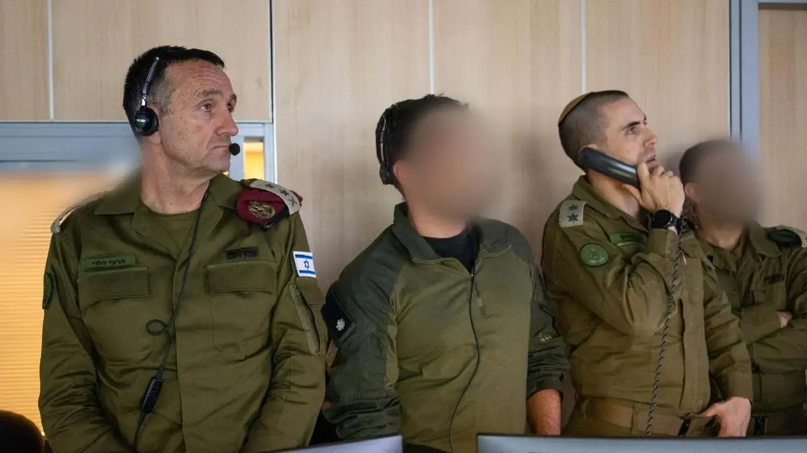 הרמטכ״ל הרצי הלוי מדבר ללוחמי שלדג לפני מבצע ׳רבות הדרכים׳ הרמטכ״ל הרצי הלוי מדבר ללוחמי שלדג לפני מבצע ׳רבות הדרכים׳