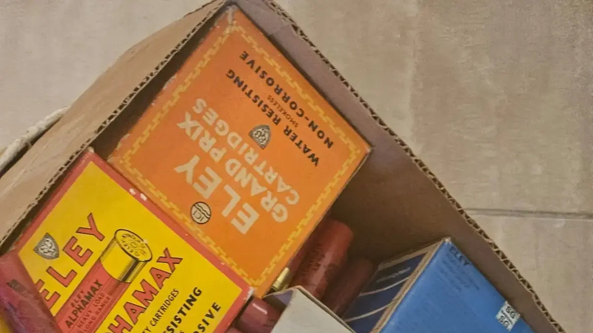 נשק הנמצא בעליית גג בבית מגורים בזמן ביצוע עבודות שיפוץ, 2 בינואר 2025 נשק הנמצא בעליית גג בבית מגורים בזמן ביצוע עבודות שיפוץ, 2 בינואר 2025
