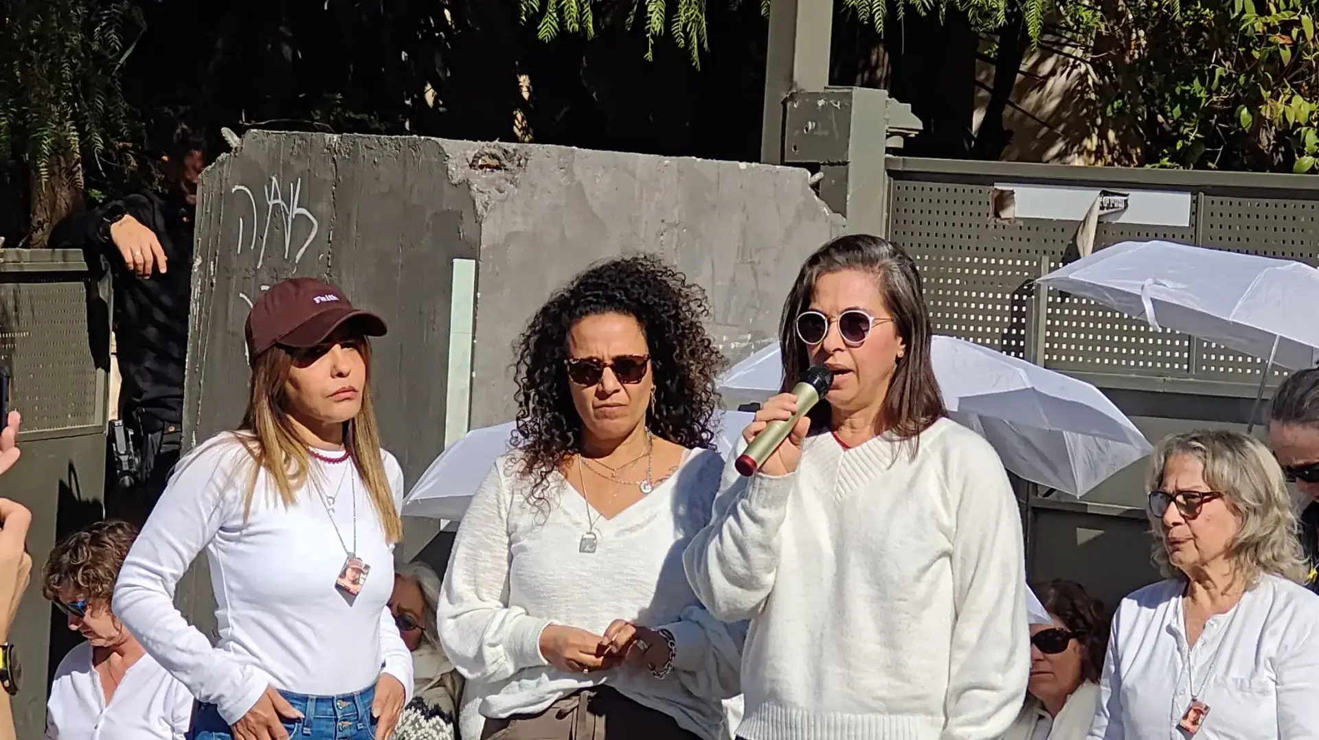 משמרת 101 של אימהות ובנות משפחות החטופים, 03 בינואר 2025 משמרת 101 של אימהות ובנות משפחות החטופים, 03 בינואר 2025