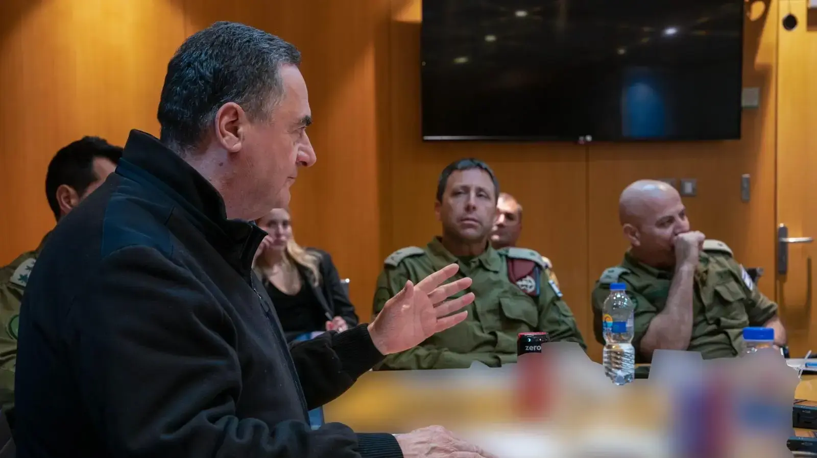ישראל כ"ץ בפגישה עם ראשי רשויות בגדה, 8 בינואר 2025 ישראל כ"ץ בפגישה עם ראשי רשויות בגדה, 8 בינואר 2025