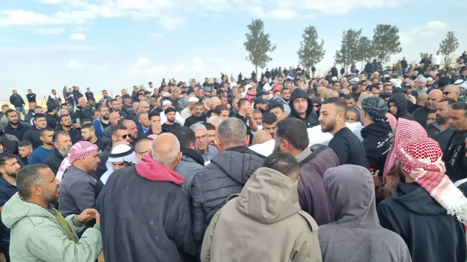 הלוויתו של חמזה אל-זיאדנה ברהט. 10 בינואר 2025 הלוויתו של חמזה אל-זיאדנה ברהט. 10 בינואר 2025