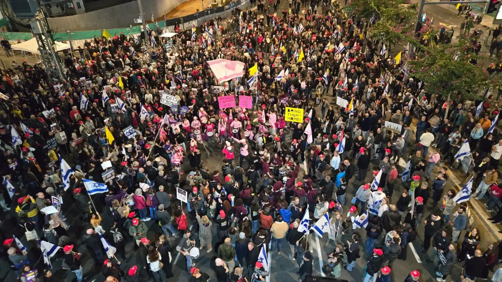 הפגנות להשבת החטופים בשער בגין . 11 בינואר 2025 הפגנות להשבת החטופים בשער בגין . 11 בינואר 2025
