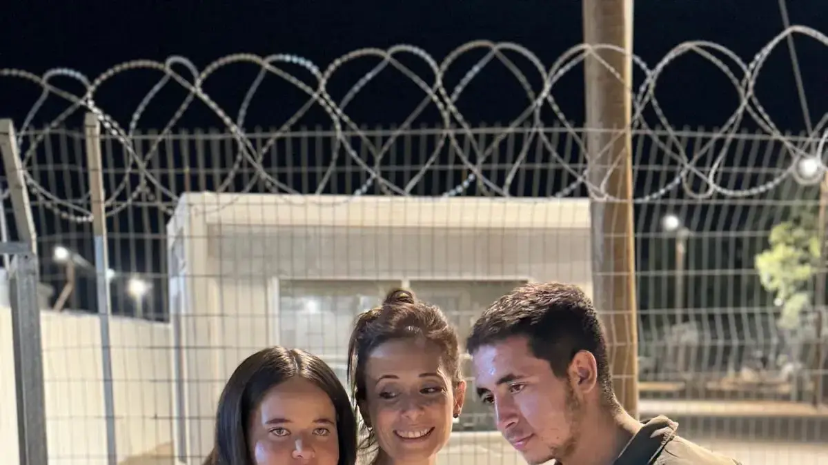 סמל יהב מעיין, ממודיעין, חטיבת הנח"ל, נפל בקרב בצפון רצועת עזה. סמל יהב מעיין, ממודיעין, חטיבת הנח"ל, נפל בקרב בצפון רצועת עזה.