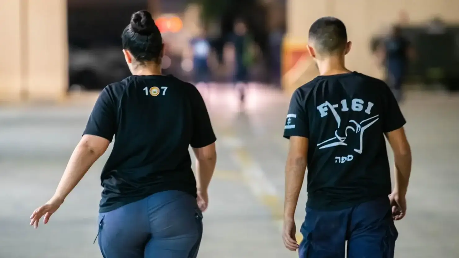 צוותי חיל האוויר נערכים לתקיפה בתימן צוותי חיל האוויר נערכים לתקיפה בתימן