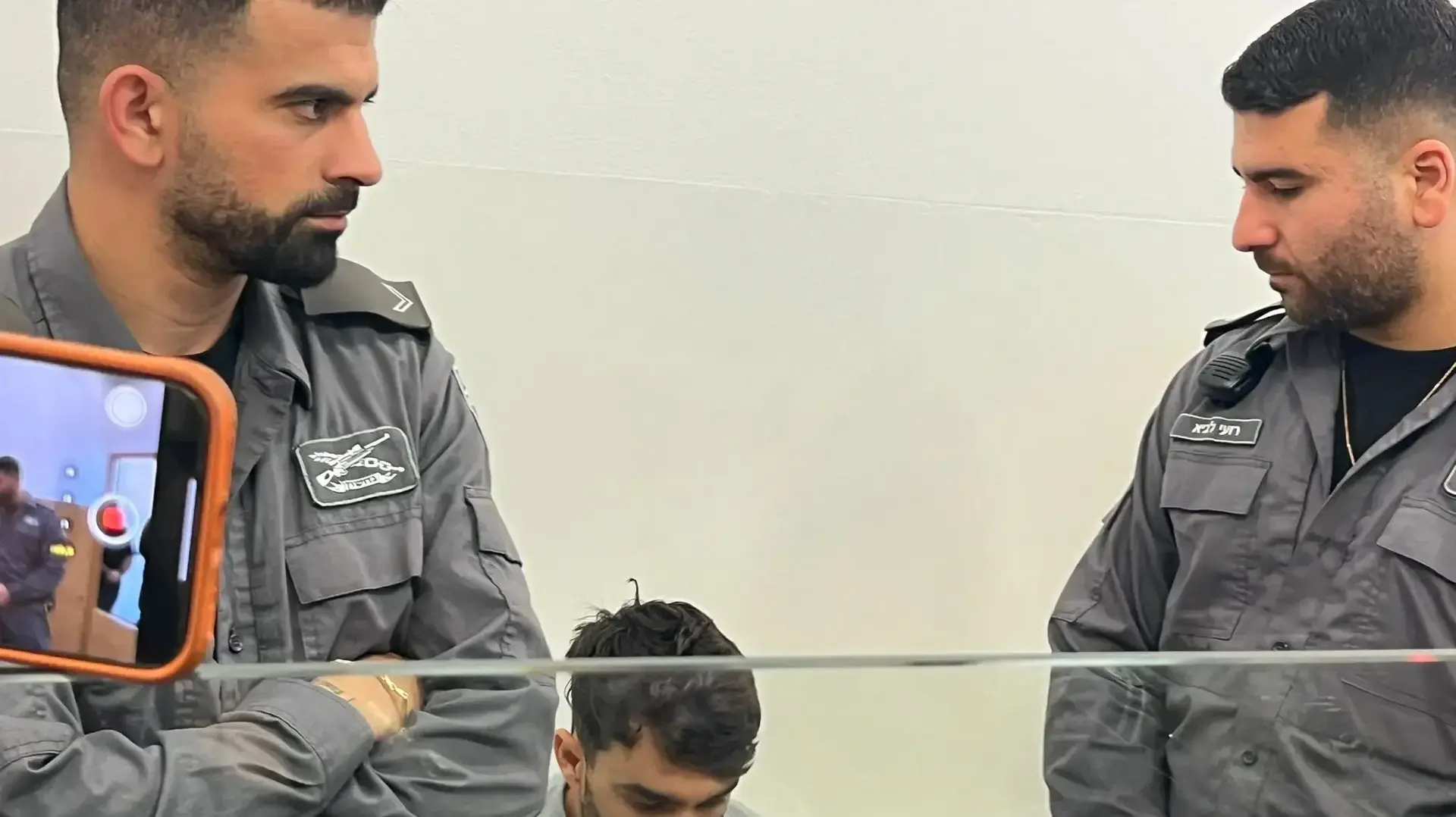 מושיקו מור בהקראת כתב האישום, בימ"ש מחוזי לוד, 14 בינואר 2025