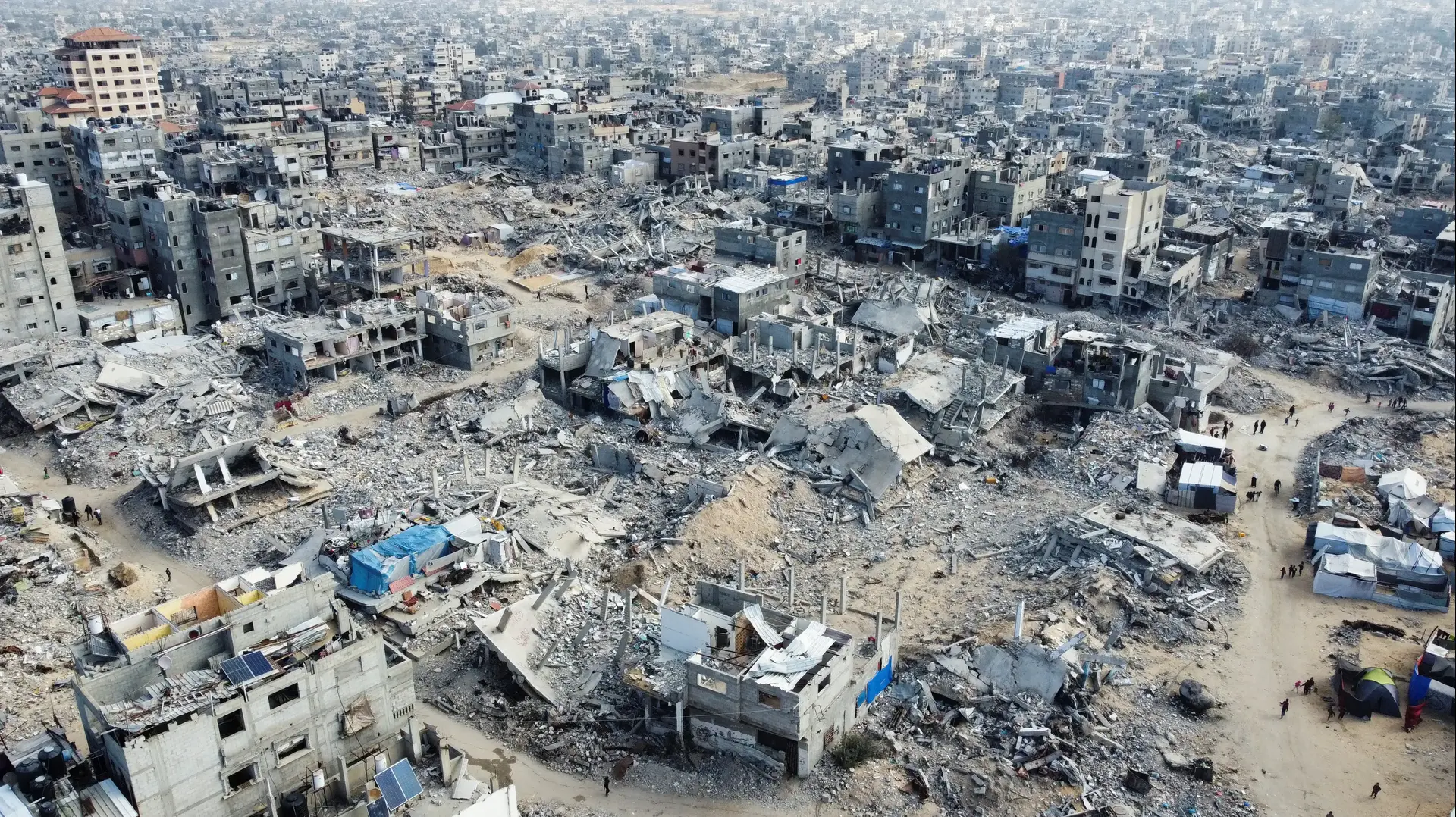 בניינים הרוסים לאחר הפסקת האש בין ישראל וחמאס, חאן יונס, רצועת עזה, 20 בספטמבר 2025 בניינים הרוסים לאחר הפסקת האש בין ישראל וחמאס, חאן יונס, רצועת עזה, 20 בספטמבר 2025